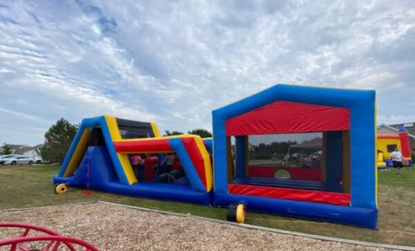 Obstacle course/ bounce house combo